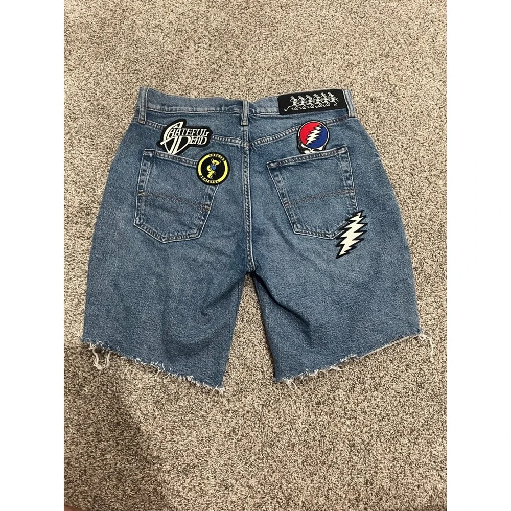 Lucky Brand Grateful Dead Denim Shorts Mens 30 Blue Patches Band Cutoff Raw Hem